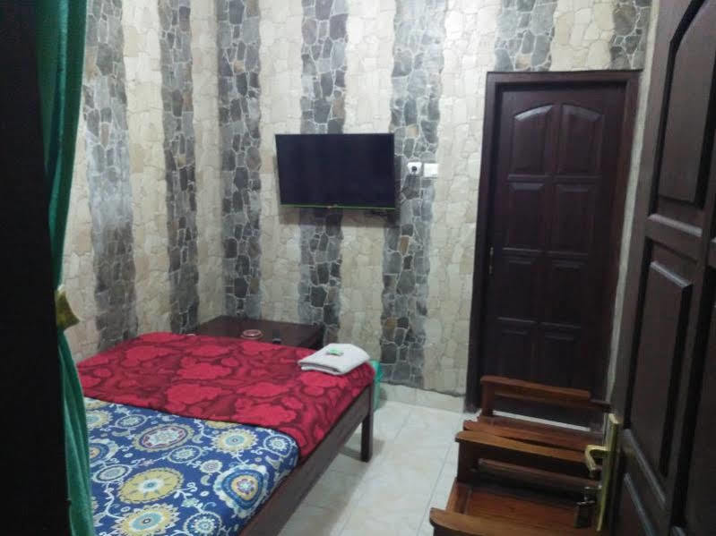 Bayu Murti Homestay Yogyakarta Exterior photo